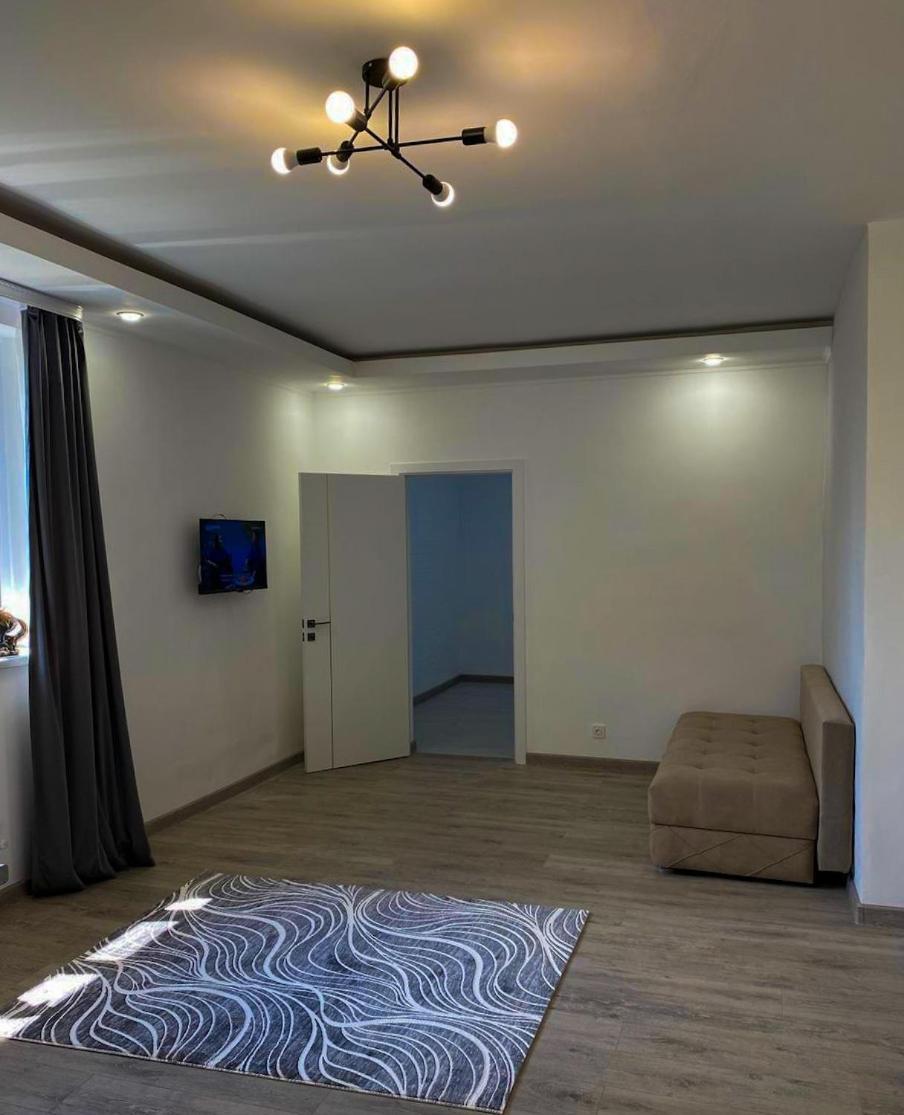 Astina Hotel Astana Bagian luar foto