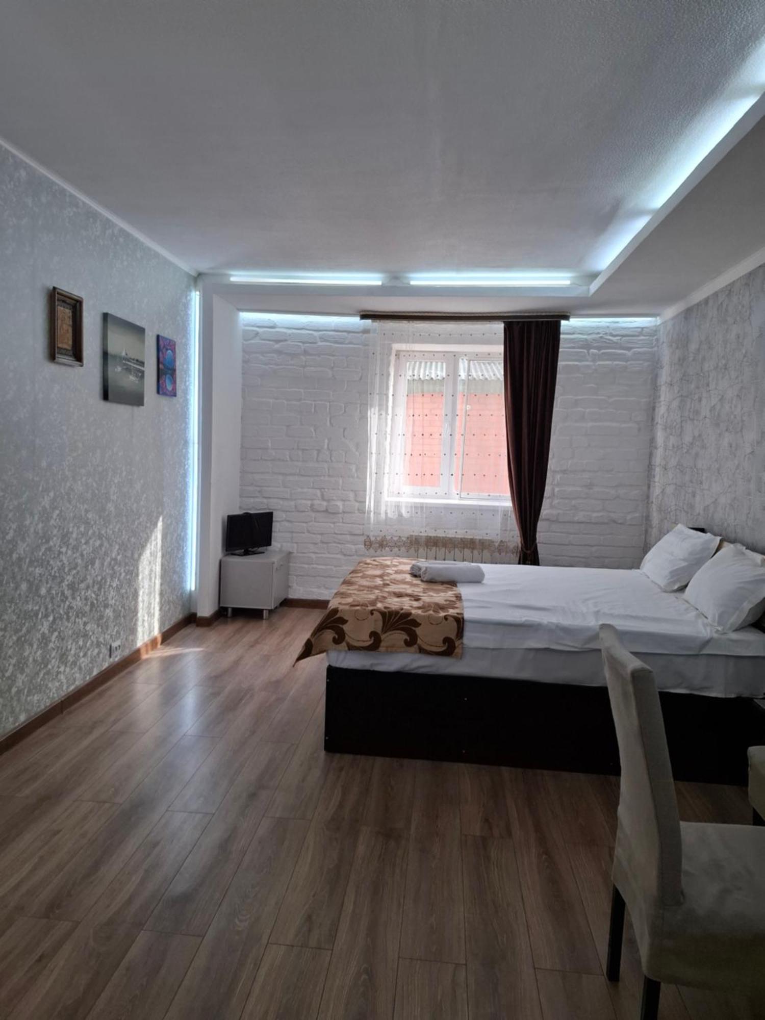Astina Hotel Astana Bagian luar foto