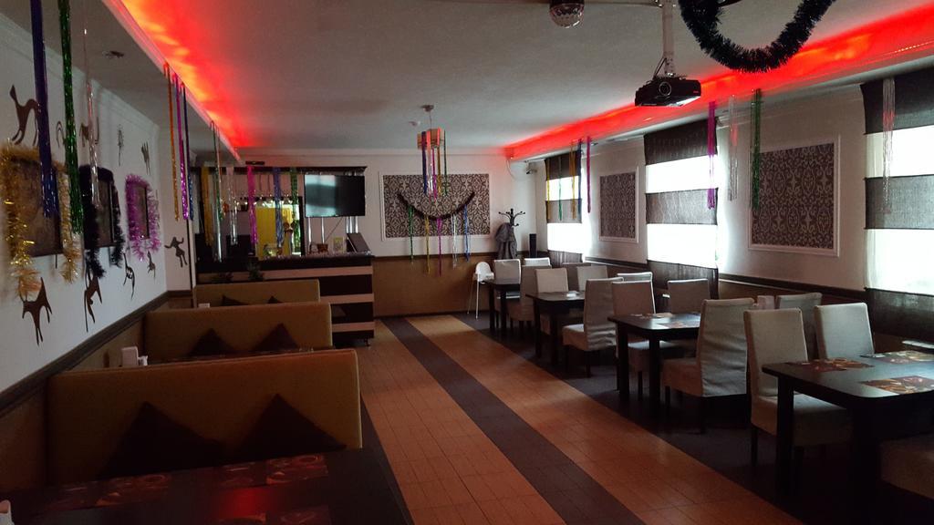 Astina Hotel Astana Bagian luar foto