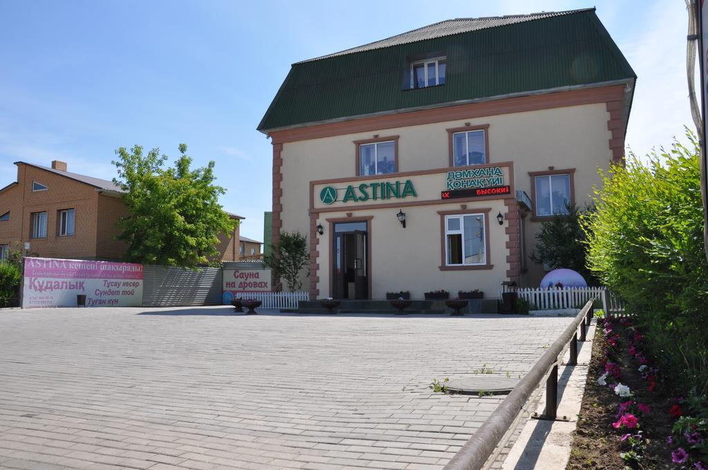 Astina Hotel Astana Bagian luar foto